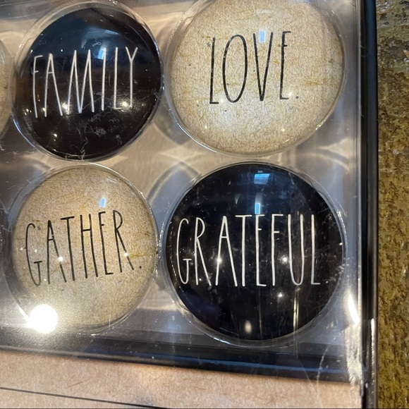 Rae Dunn HOME FAMILY LOVE BLESSED GATHER GRATEFUL 6 Piece Magnet Set BRAND NEW - Picture 3 of 4